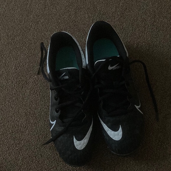Softball cleats